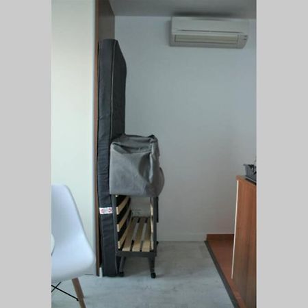 Apartman - Dlhe Diely Lägenhet Bratislava Exteriör bild